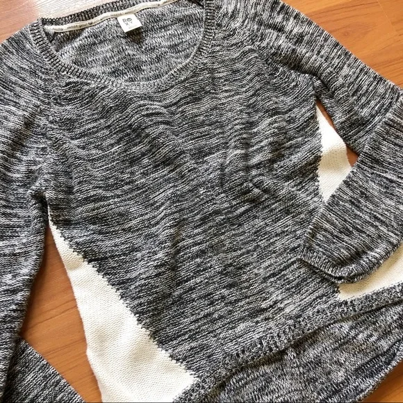 90s Roxy HiLow Knit Sweater - Picture 4 of 8